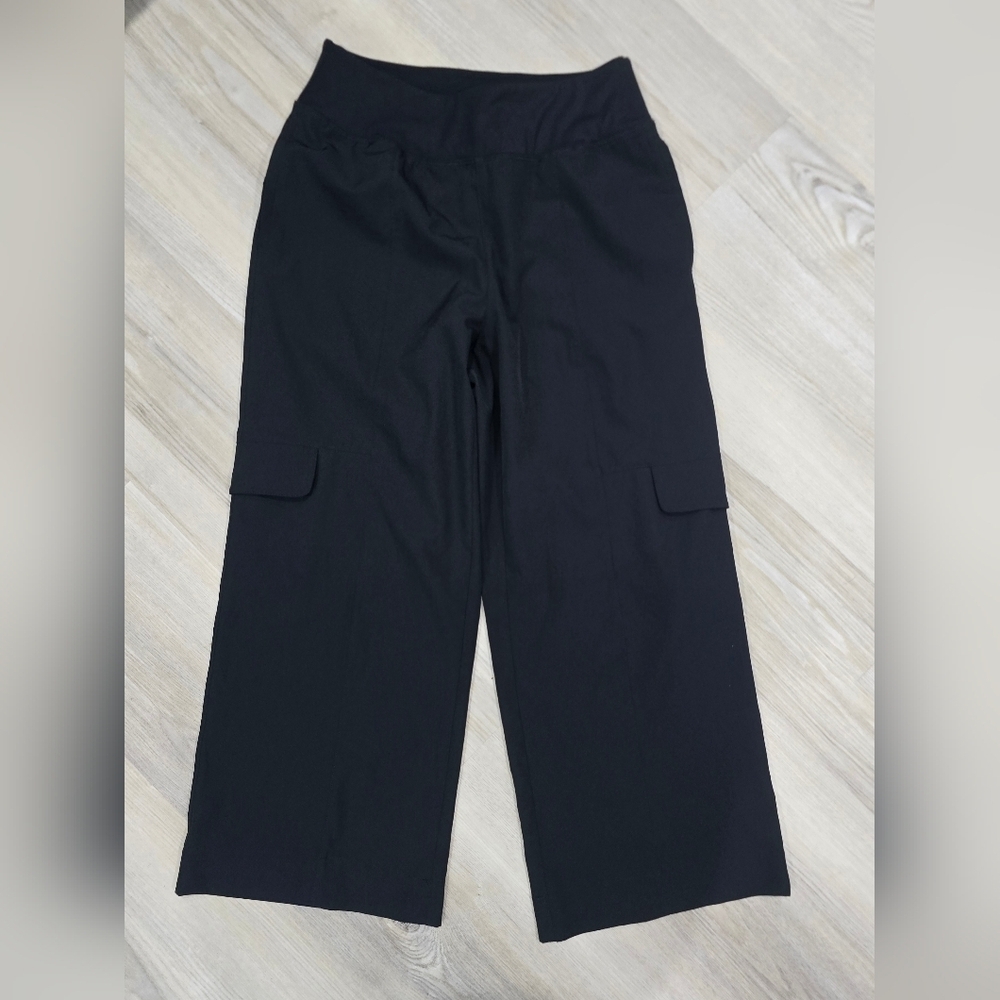 CRZ YOGA Women's Lightweight Loose Wide Leg Capri Pants with Cargo Pockets XS